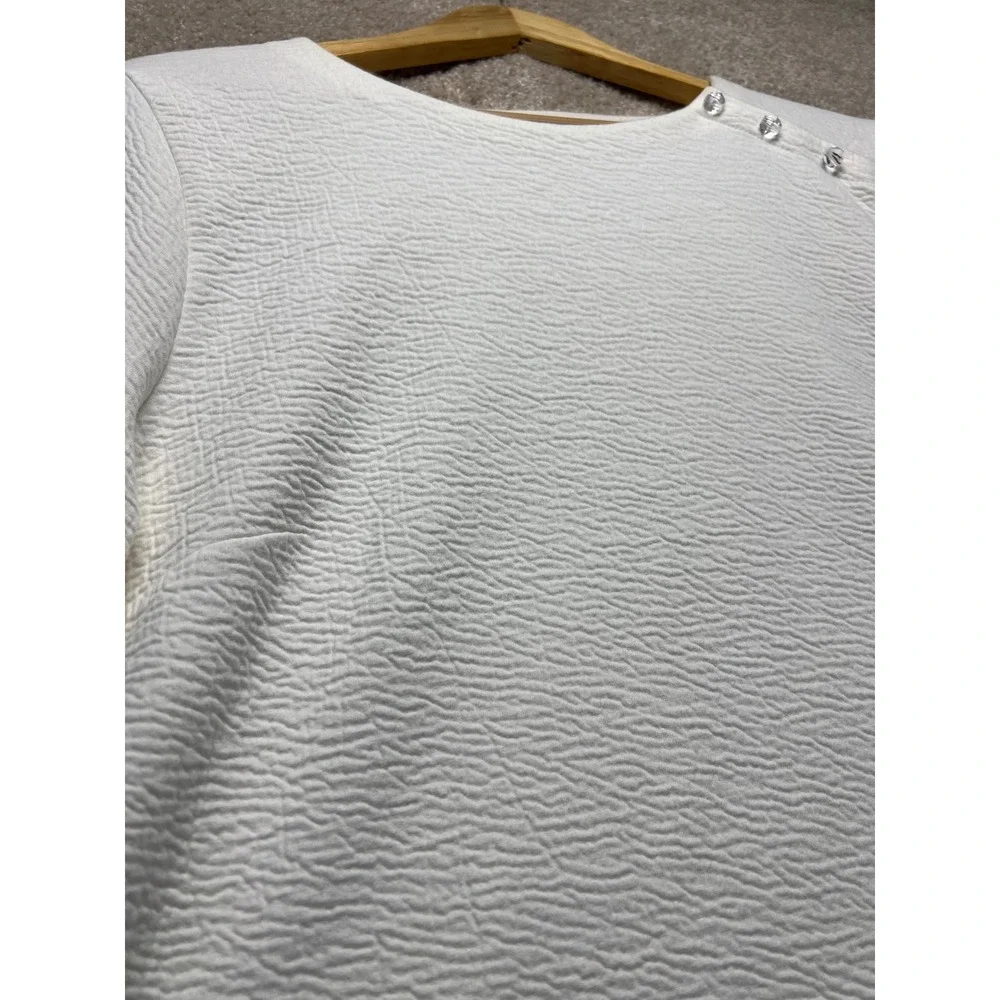 J. Crew Textured Crew Neck Sweatshirt Cream XL‎ Button Detail Preppy Coastal